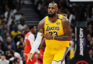 LeBron Lakers Sixers, Lakers vs Sixers, Lakers bounce-back win, Lakers Sixers game, LeBron triple-double, Anthony Davis Lakers, Austin Reaves performance, NBA Lakers Sixers